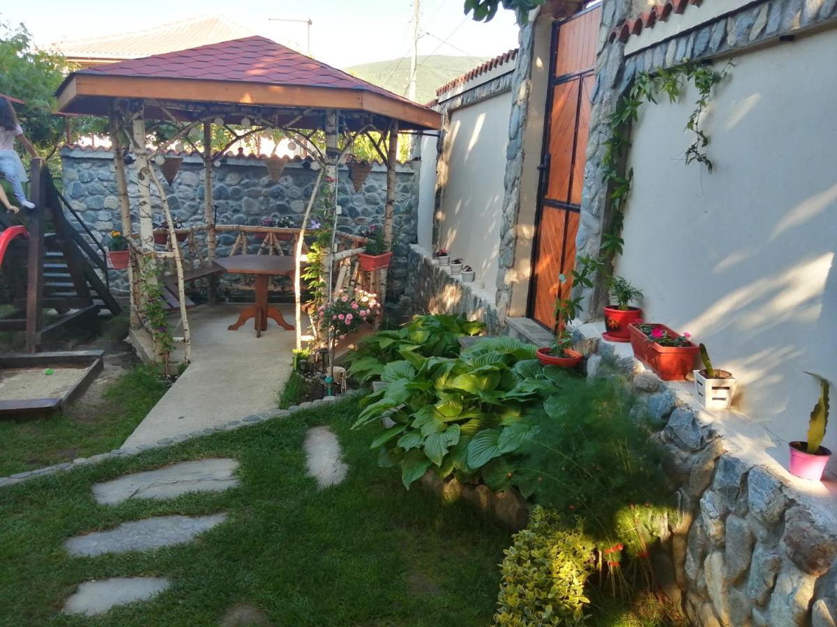 Dariya Guest House 萨帕雷瓦巴尼亚 外观 照片